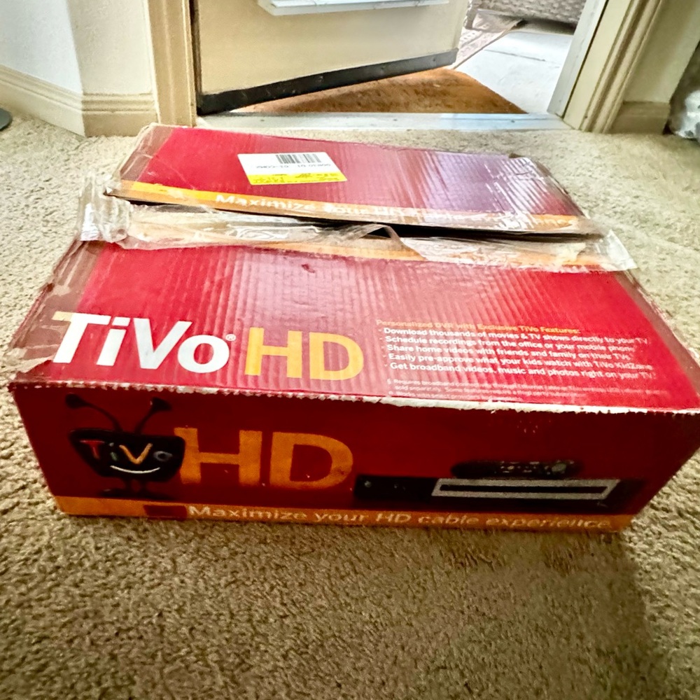 TiVo HD Cable Box with two remotes